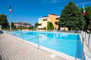 Seasonal outdoor pool