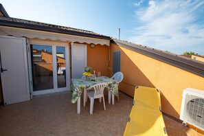 Basic Apartment | View from room - Appartamento Garden Ville (Sirmione)