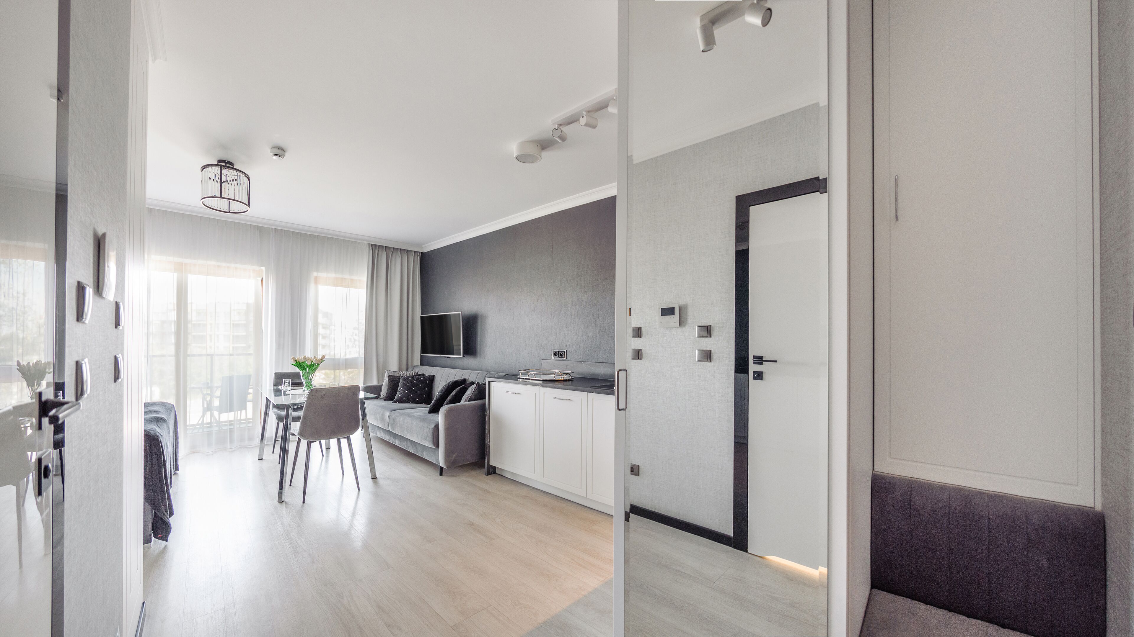 Studio Suite (96 D) | Free WiFi