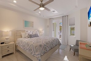 4 habitaciones, tabla de planchar con plancha, wifi y ropa de cama