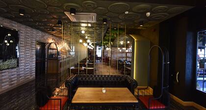 Bayberd Hotel