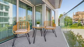 Apartment (6, ul. Rybickiego 2) | Balkon