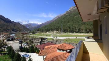 Triple Room | Balcony