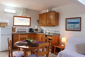 Réfrigérateur, micro-ondes