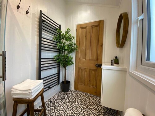 Camber Sands Beachfront Chalet w/ Panoramic Views & Pet-Friendly