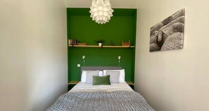 Camber Sands Beachfront Chalet w/ Panoramic Views & Pet-Friendly