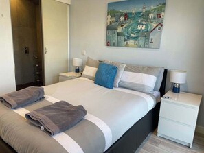 2 Schlafzimmer, Bügeleisen/Bügelbrett, WLAN, Bettwäsche