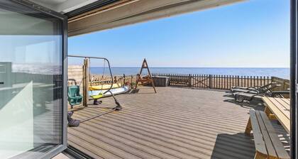 Oceanfront Beach House - Family-Friendly