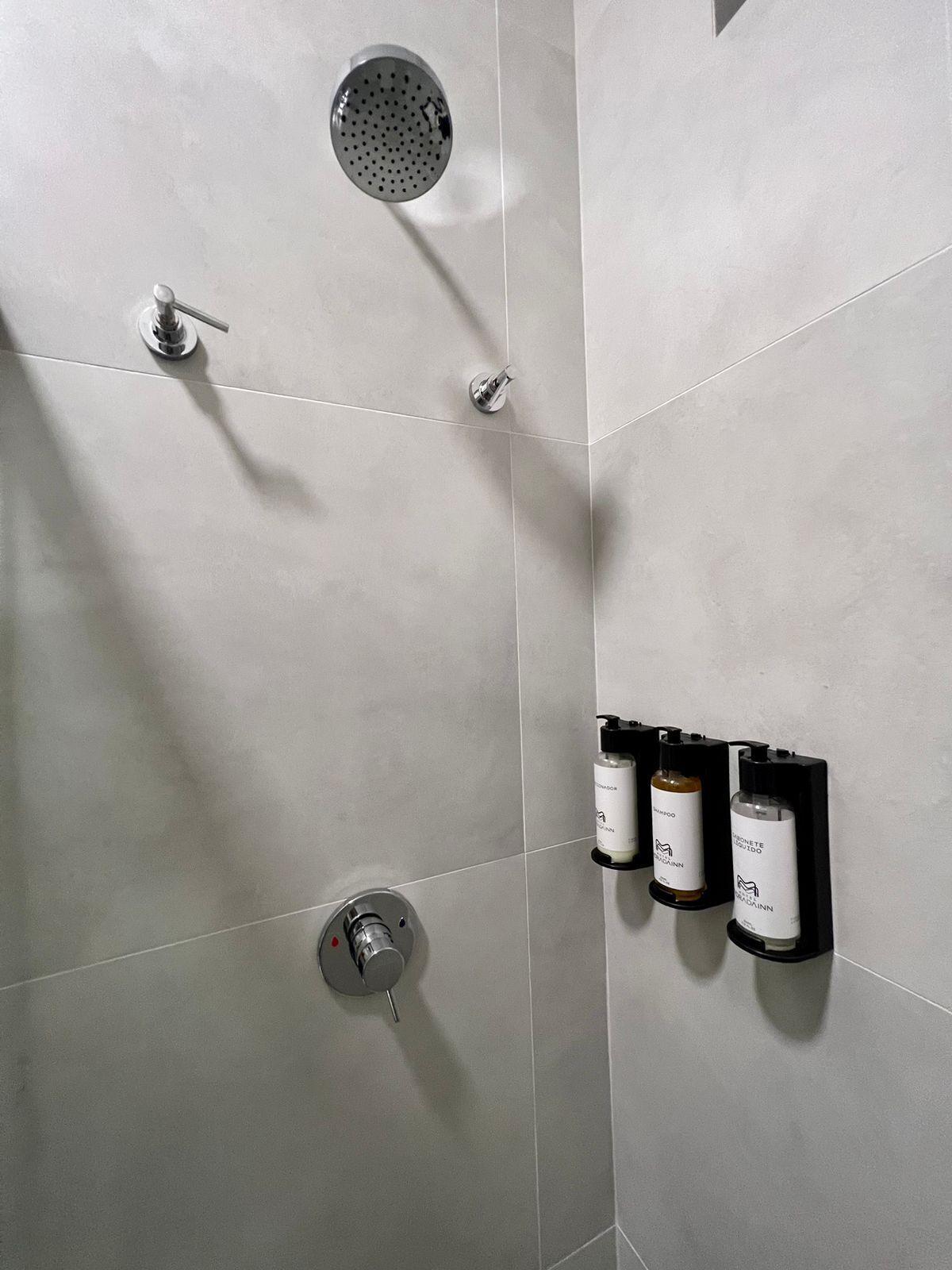 shower, towels, soap, shampoo