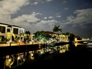 Marina - Waterfront Oasis with Pool: Experience Serenity by the Water! (Lighthouse Point)