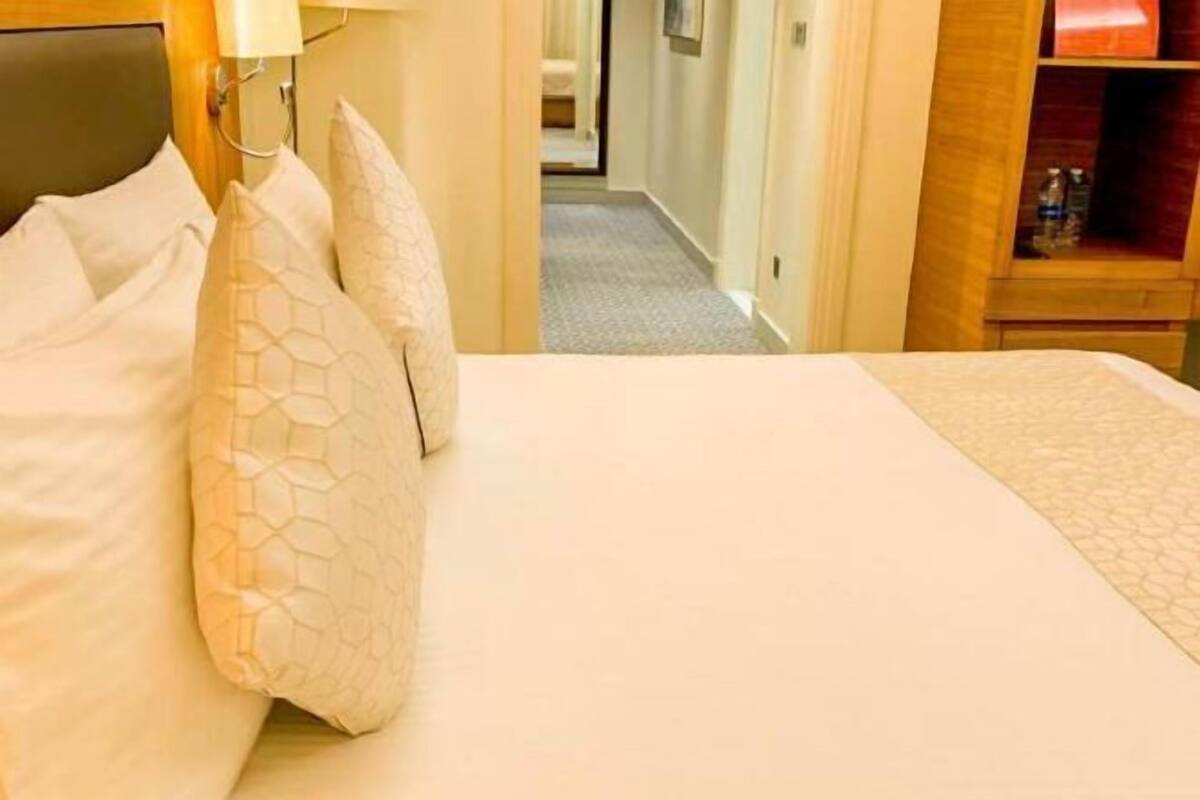 1 bedroom, minibar, desk, soundproofing