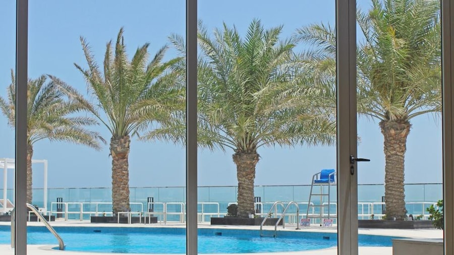 Grand Swiss-Belhotel Waterfront Seef