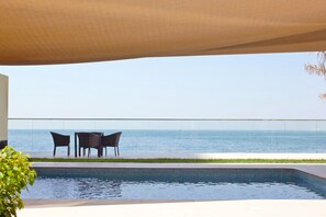 Terrace/patio - Grand Swiss-Belhotel Waterfront Seef (Manama)