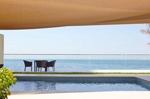 Chalet Grand, vistas al mar | Terraza o patio