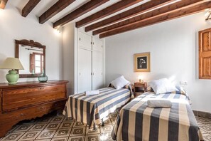 3 chambres, Wi-Fi, literie fournie