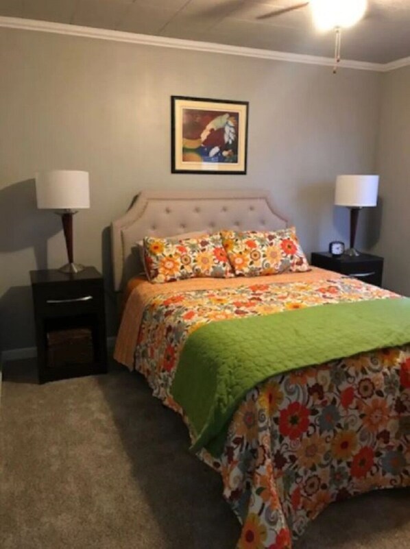 4 bedrooms, iron/ironing board, free WiFi, bed sheets