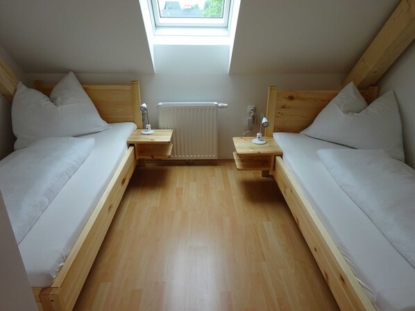 2 bedrooms, WiFi, bed sheets