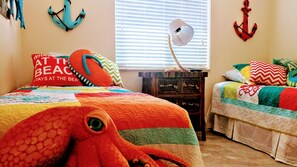 Ferienhaus (3 Bedrooms) | 3 Schlafzimmer, Bügeleisen/Bügelbrett, kostenloses WLAN, Bettwäsche