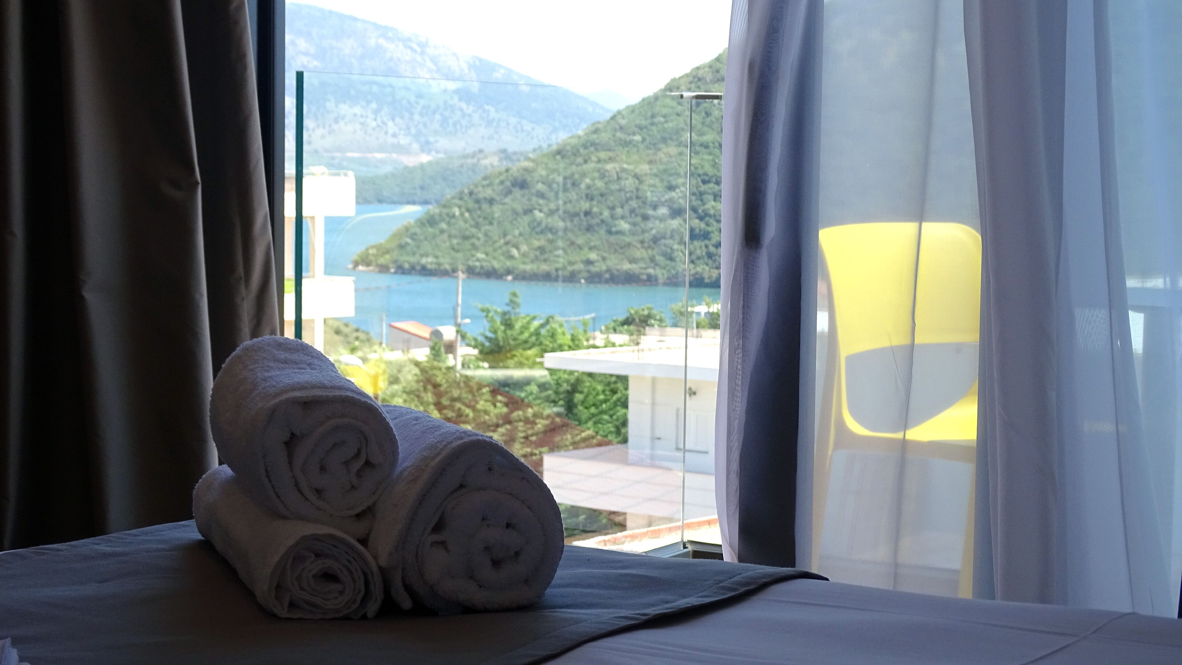 Minibar, in-room safe, desk, soundproofing