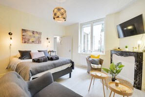 1 chambre, fer et planche à repasser, Wi-Fi gratuit, draps fournis