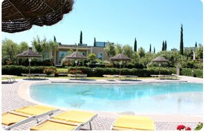 Outdoor pool - Toscana Bio Village (Toscana)