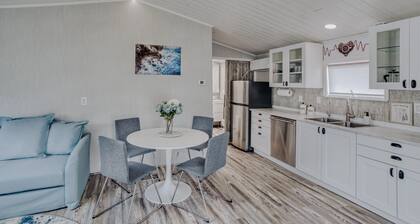 Modern & Cozy stand-alone apartment - perfect stay