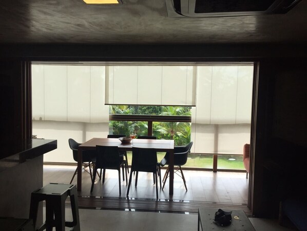 تناول الطعام