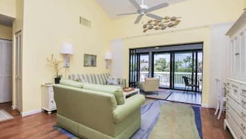 House (A Peace of Heaven) | Living room | DVD player