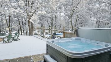 Bain à remous extérieur