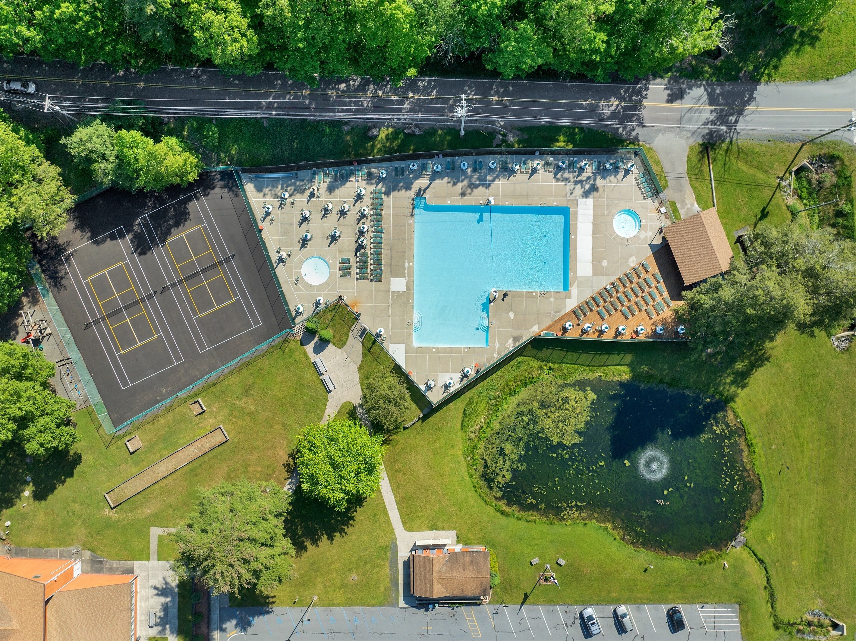 Innenpool, Außenpool