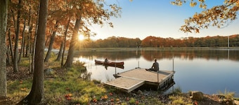 Lakefront Retreat | Hot Tub, Free Kayaks, Pets OK Fully Loaded, Dock