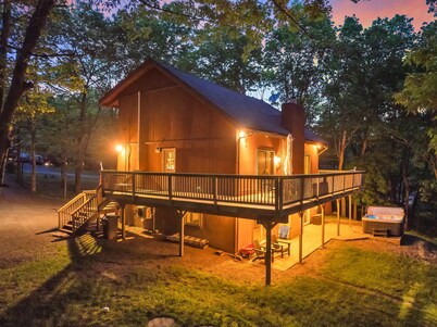 Lakefront, Indoor Pool, Pvt Hot Tub, Pickleball Fully Loaded, Dock