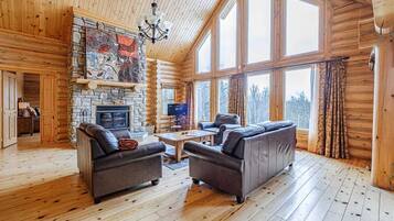 TV, fireplace, DVD player, offices