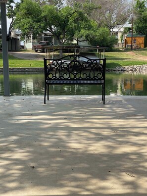 Property grounds - Hidden Harbor-Lakefront on Secluded Cove w/Dog Run (Kingsland)