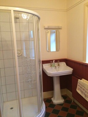 Bathroom - Charming Fenit Residence on the Wild Atlantic Way (Fenit)