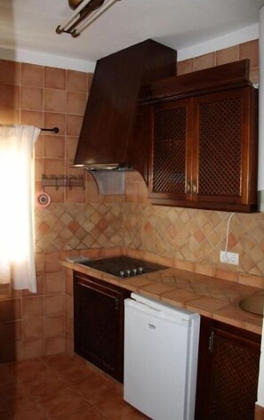 Fridge, microwave, oven, toaster