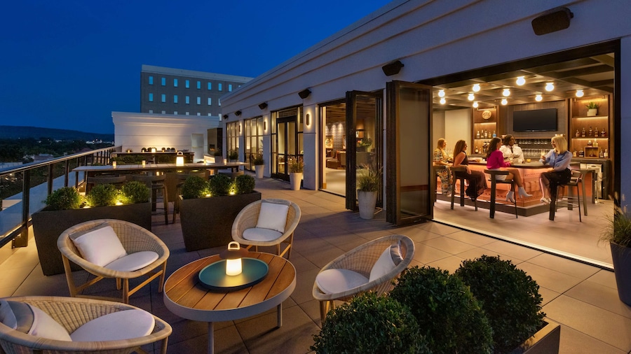 106 Jefferson Huntsville, Curio Collection by Hilton