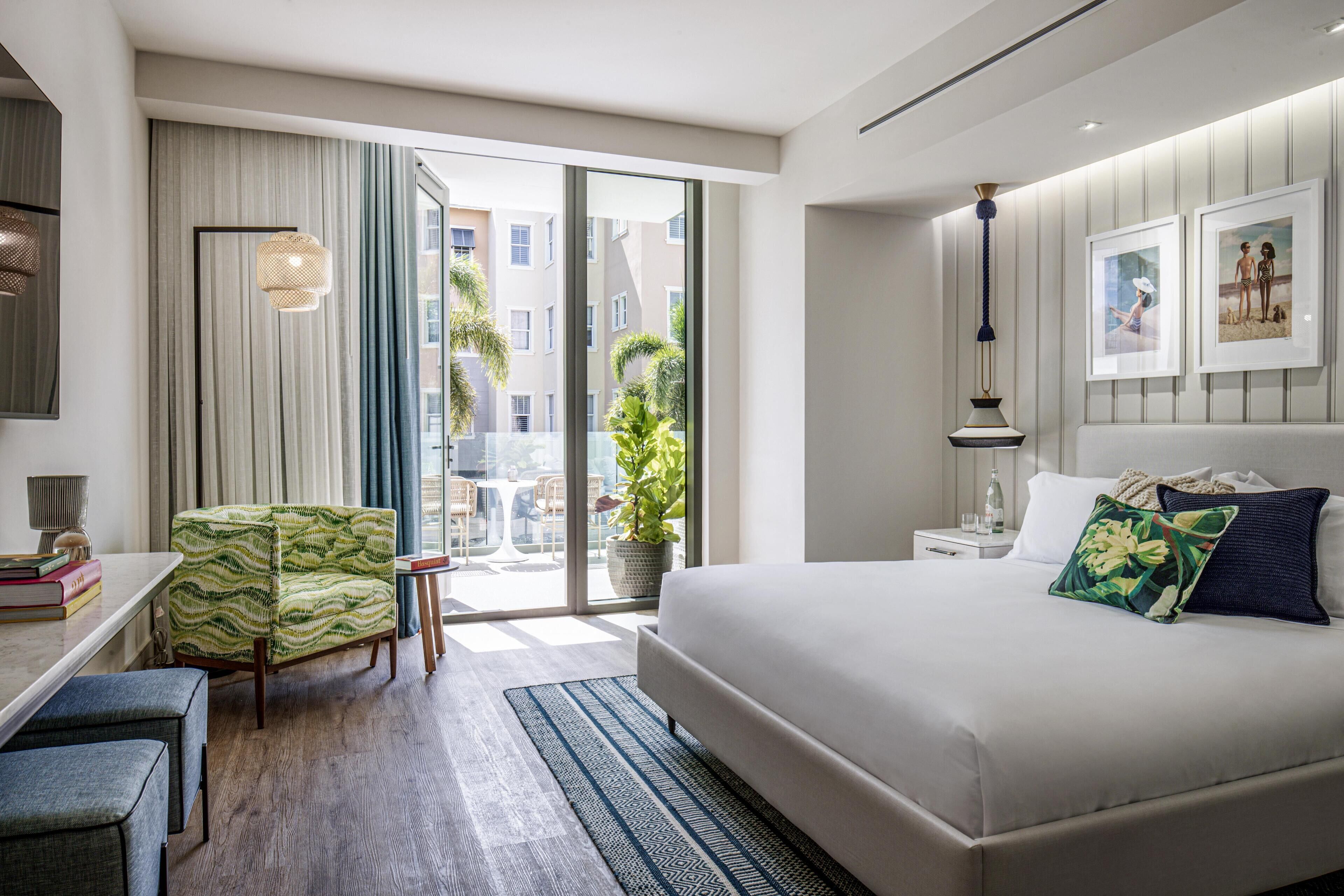 Minibar, in-room safe, free WiFi, bed sheets