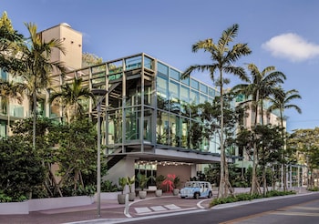 Hotel Exterior at The Ray Hotel Delray Beach, Curio Collection by Hilton