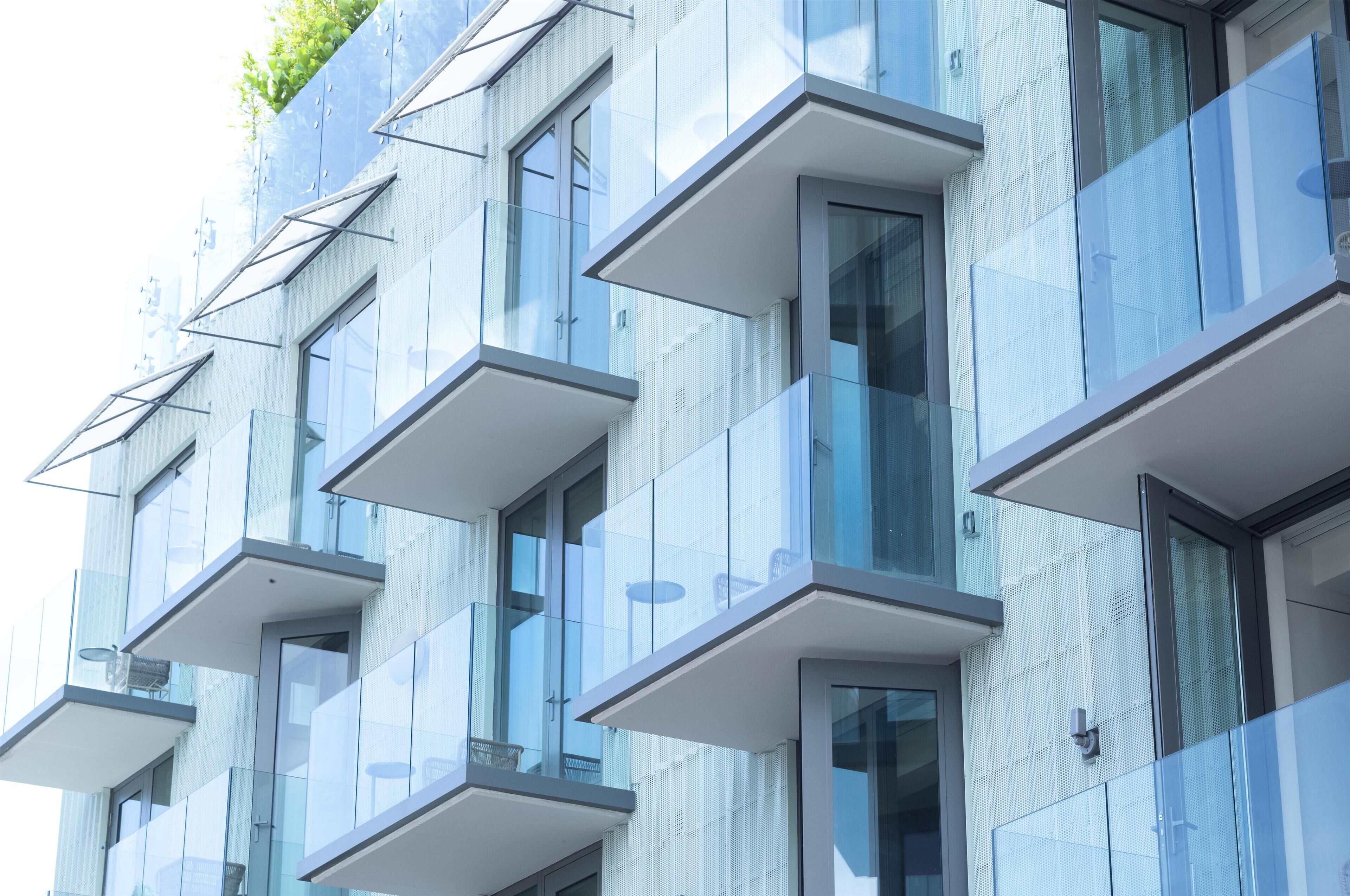 المنشأة من الخارج