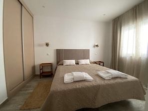 2 camere, ferro/asse da stiro, Wi-Fi gratuito, lenzuola