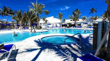 Piscine extérieure, piscine chauffée