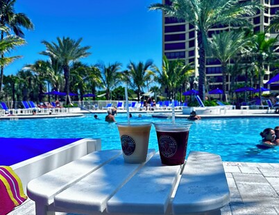 Ocean Village, Family Fun by the Sea! 2BR, 1 bath Condo, Pools, Golf, and more.