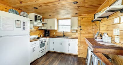 Nueces Riverfront Treehouse