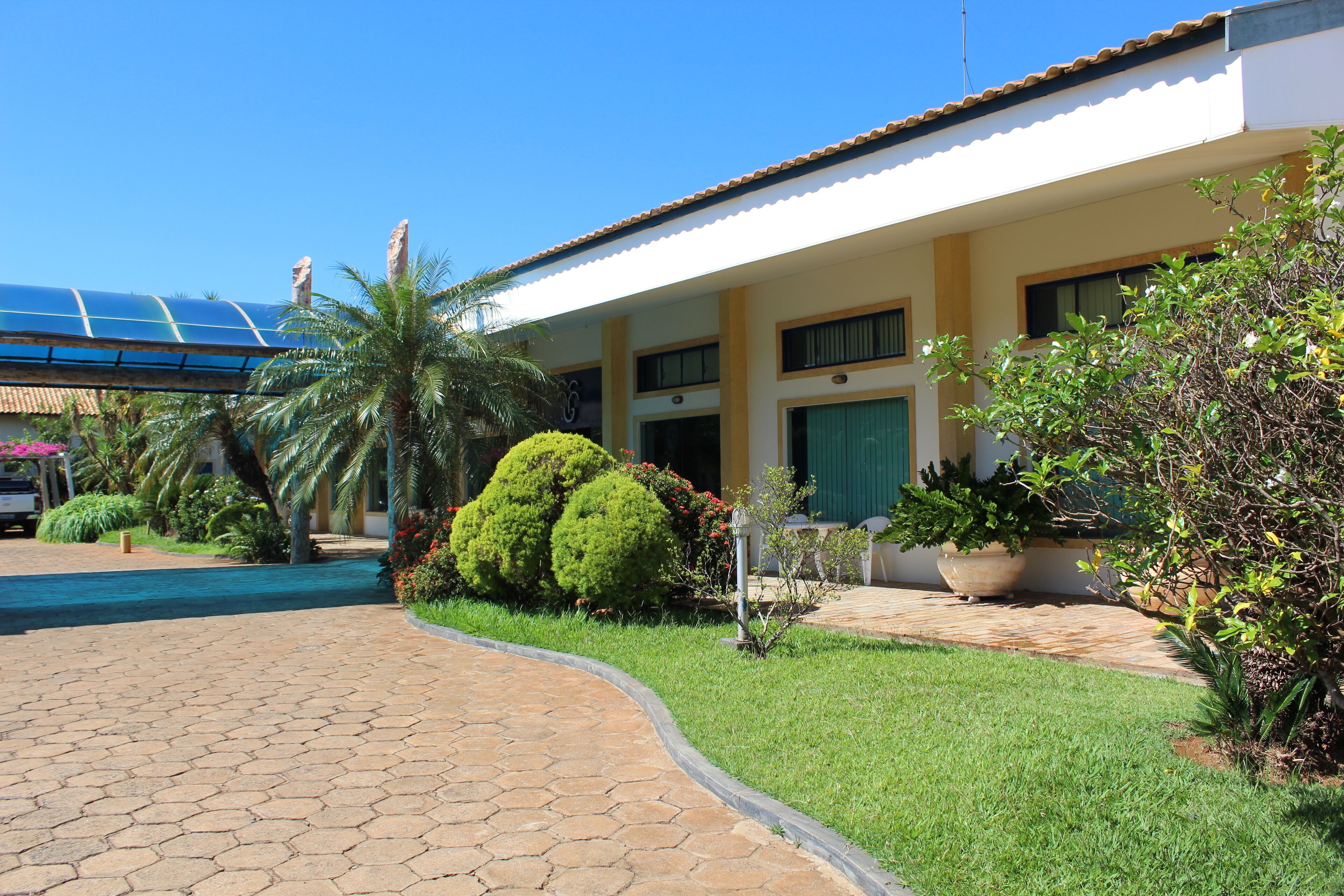 Fachada da propriedade