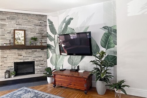 Family home in the Elmwood Village