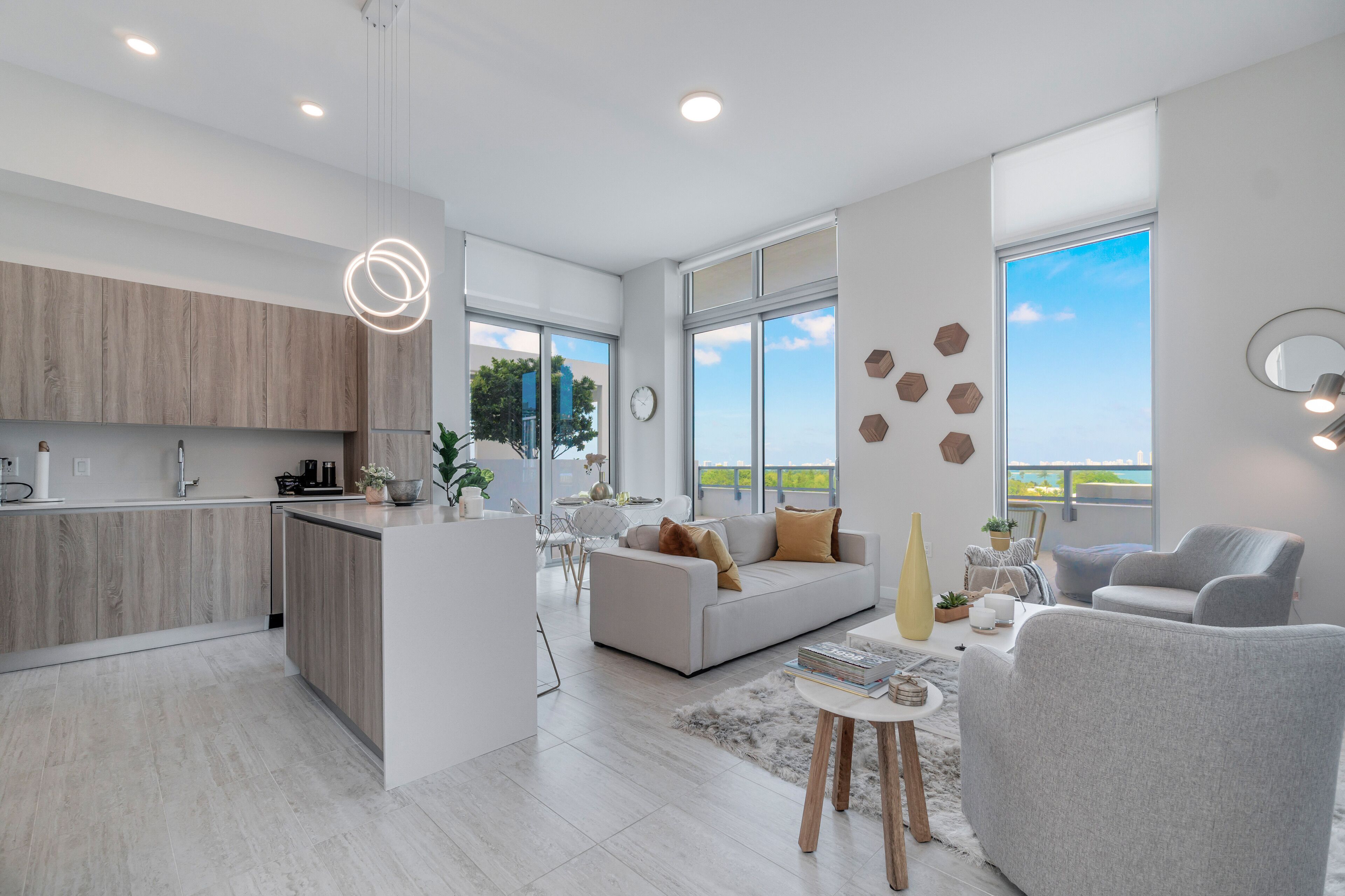 Luxury NEW Condo in Miami Midtown / Design District / Wynwood