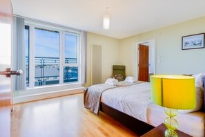 Departamento urbano | 3 habitaciones, ropa de cama de alta calidad y cunas gratuitas 