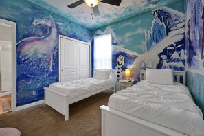 4 bedrooms, desk, iron/ironing board, travel cot