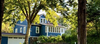 Woodstock Farmhouse /Hot tub, Gardens,EV charger, Firepit, Pet/Family Friendly